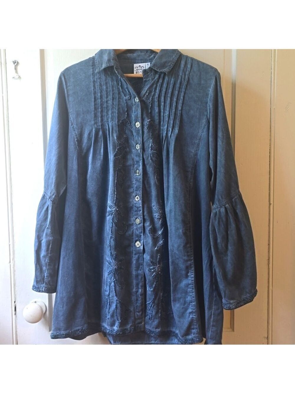 Parsley & Sage Embroidered Blue 3/4 Sleeve Button Front Tunip Top Shirt XL